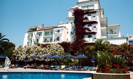 Hotel Sant Alphio Garden